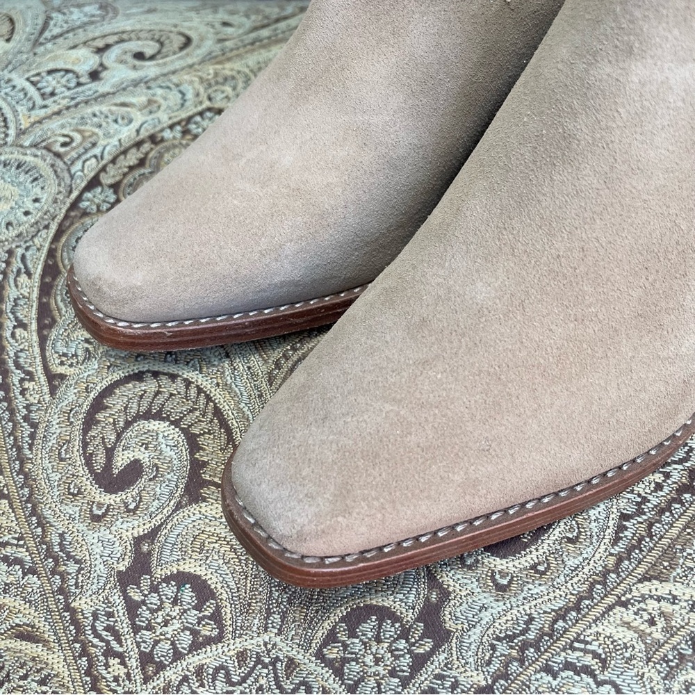 Paige Light Brown Suede Leather Chelsea Heeled Ankle Boots Size 7 - Picture 12 of 12